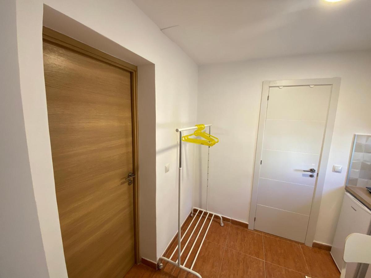 Habitaciones Con Bano Y Cocina Privada Valensiya Dış mekan fotoğraf