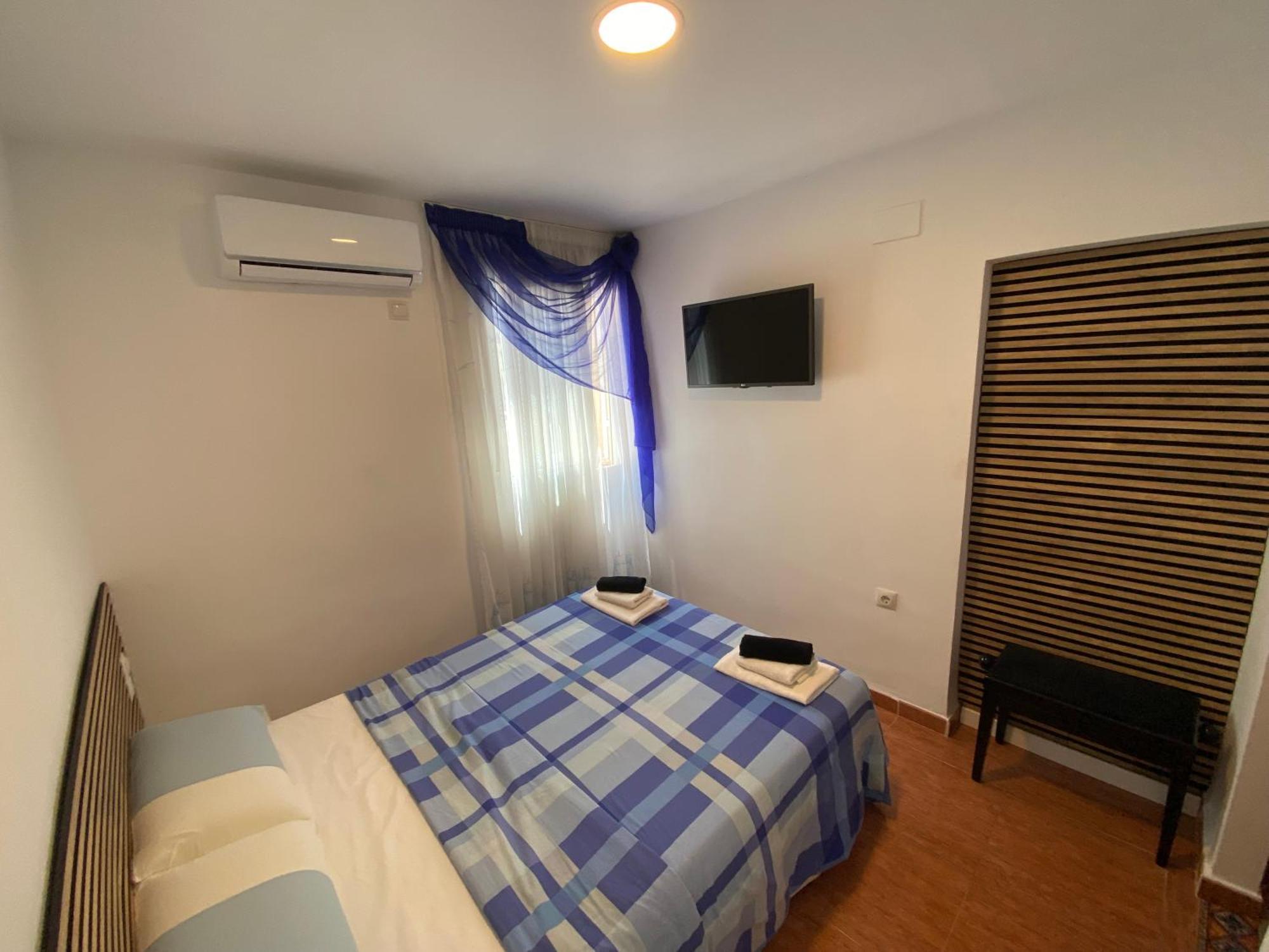 Habitaciones Con Bano Y Cocina Privada Valensiya Dış mekan fotoğraf