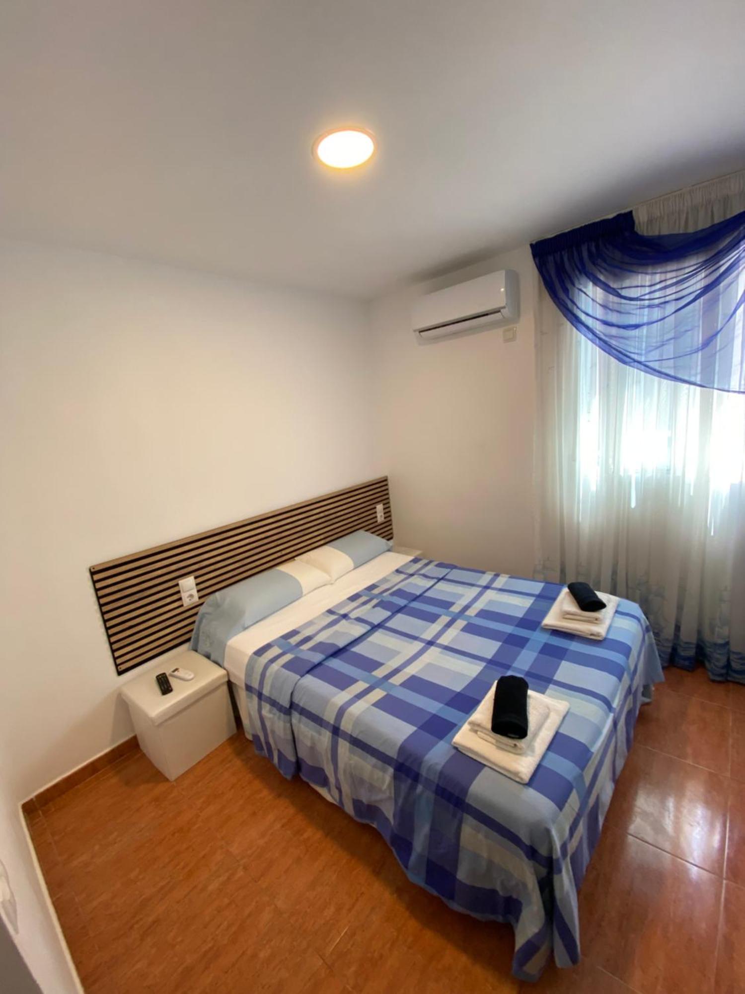 Habitaciones Con Bano Y Cocina Privada Valensiya Dış mekan fotoğraf